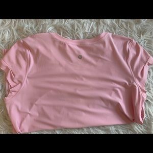 lululemon cropped sleeve tee